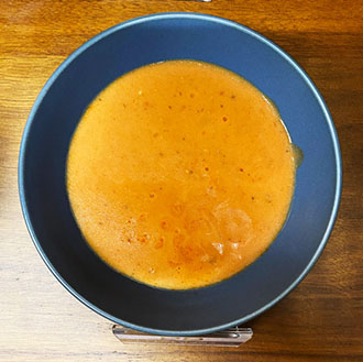 エビとトマトの濃厚スープ